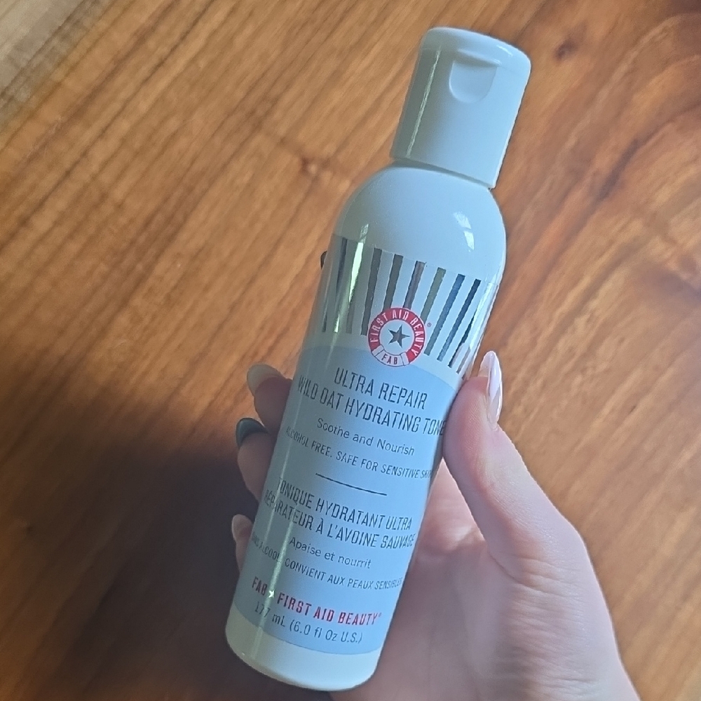 First Aid Beauty Ultra Repair Wild Oat Hydrating Toner